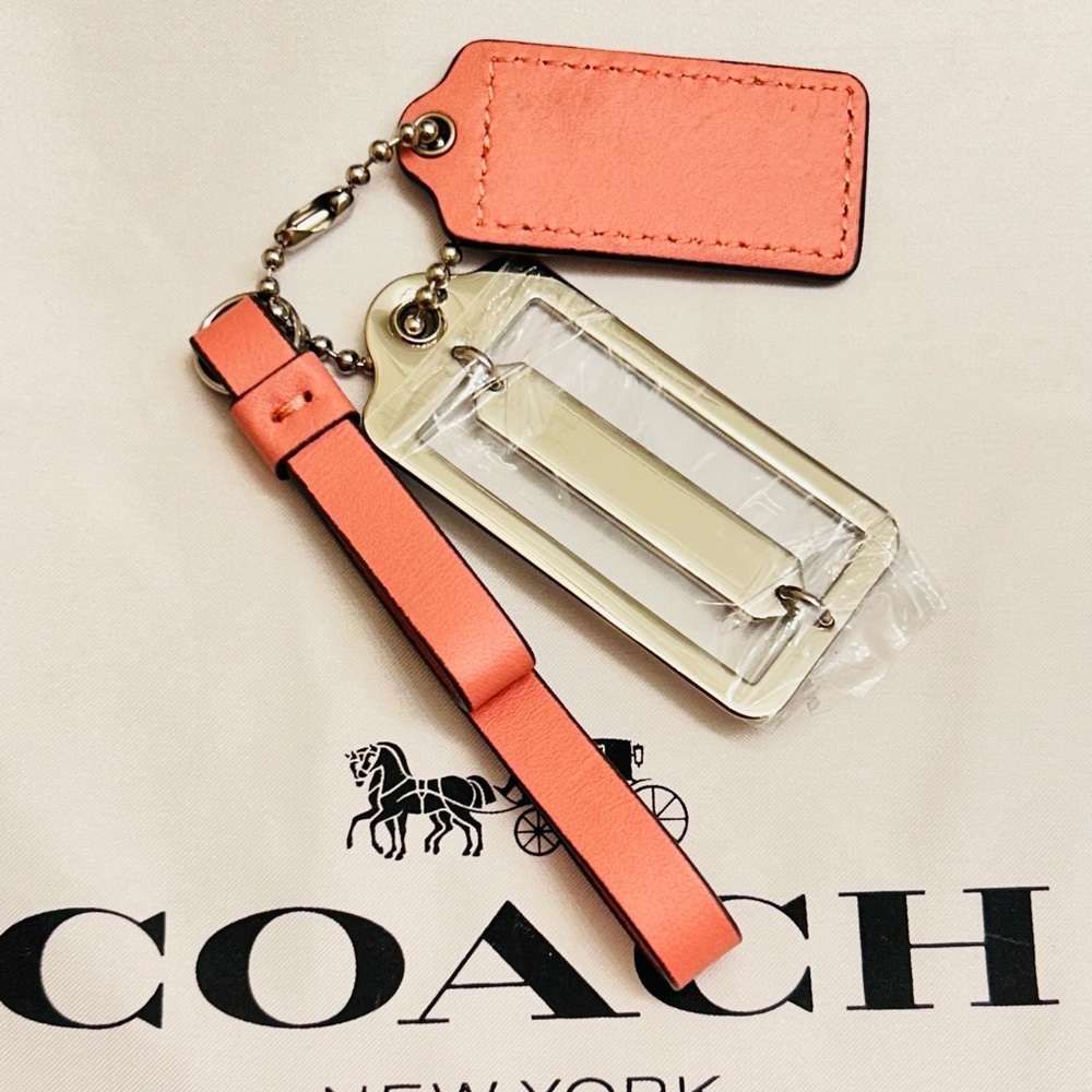 NWOT Coach Signature Tag Keychain/ Bag Charm/ Zipper Pull - Picture 9 of 9